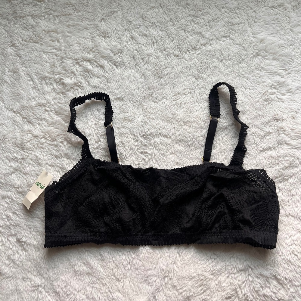 Aerie Black Lace Bralette Adjustable Ruffle Straps Gold O-Ring Back Medium NEW